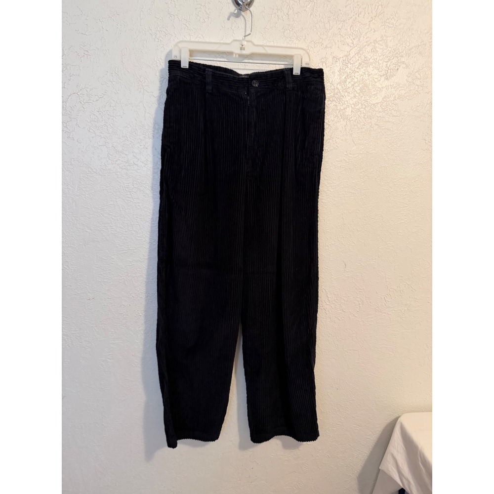 Urban Outfitters Mens Black Corduroy Relaxed Straight Leg Pants Size Medium